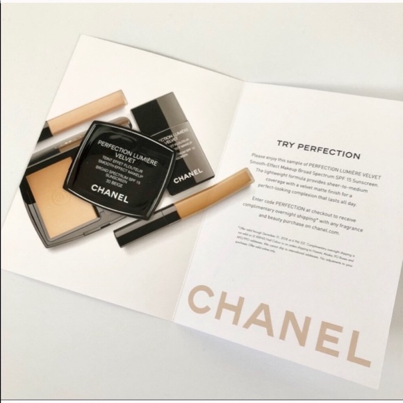 Crystal Earrings & Chanel Makeup Sample - Picture 7 of 8